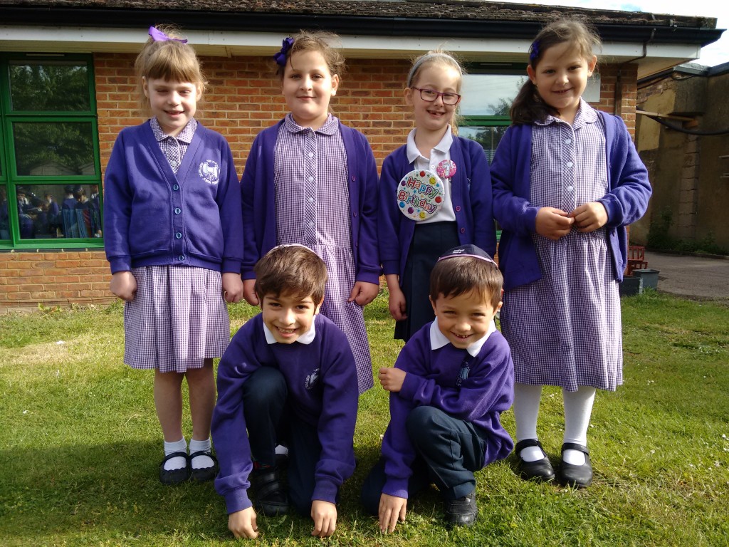 Ava Sandler, Lauren Brickman, Charlotte Rabinovitch, Ellie Brickman, Solly Jacobs, Joshua Blake